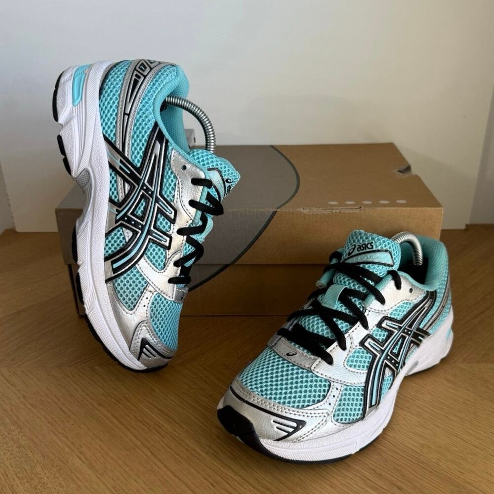 ASICS Gel 1130 ‘Blue/Metallic Silver’ Kids Sneakers- SZ 4 Y